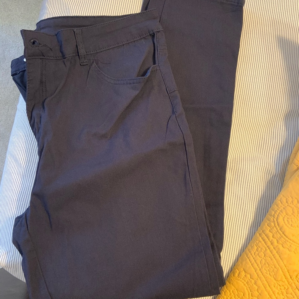 Dark blue jeggings